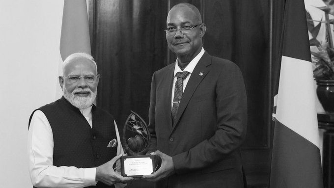 Modi Concludes Seychelles Visit: 19 Deals, a Historic First and a Blue Horizon Award