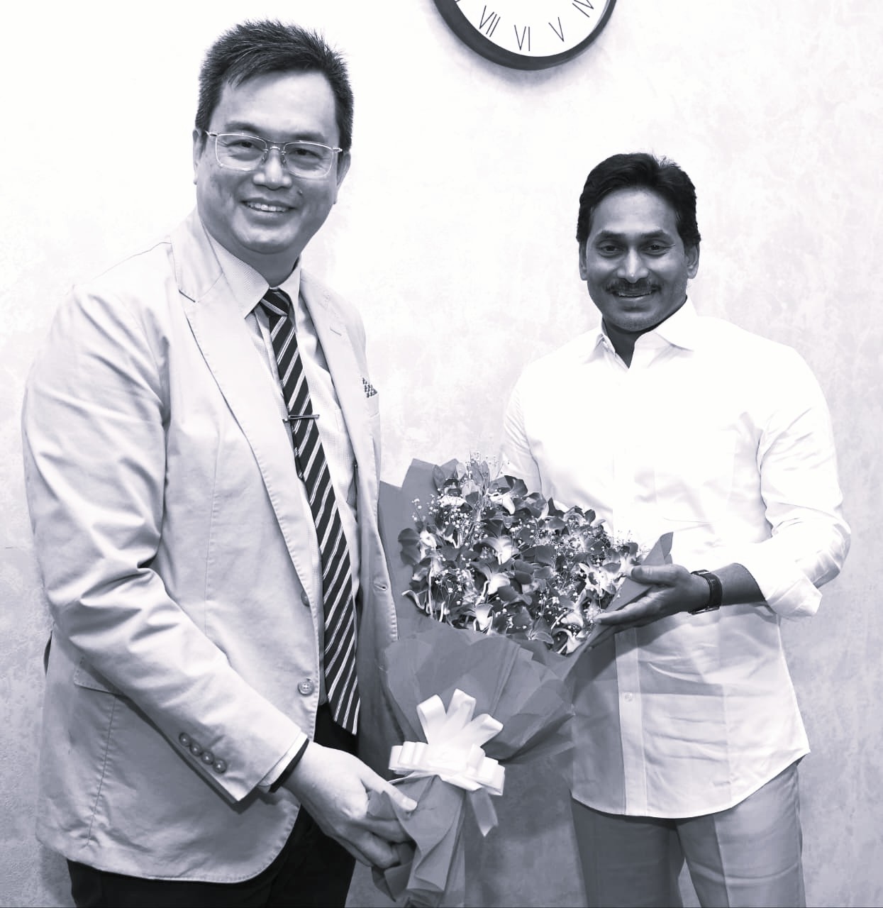YS Jagan Hosts Singapore Consul General in Tadepalli