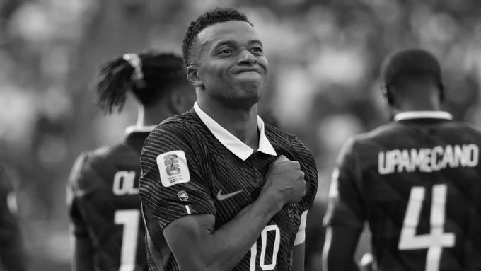 Mbappé Equals Messi's World Cup Goal Tally as France Thrashes Sweden 3-0