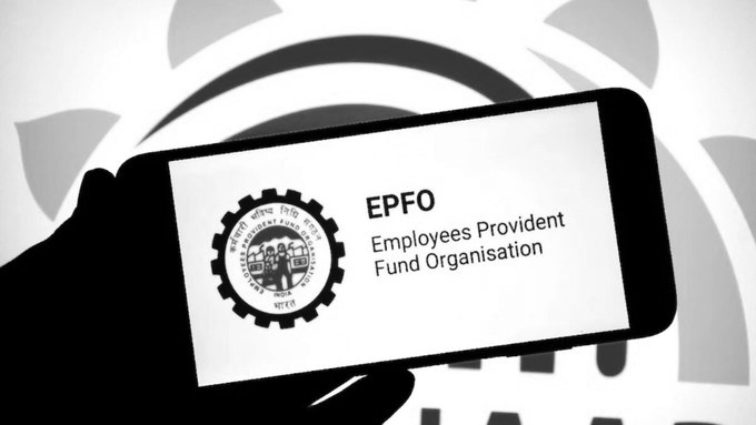 EPF Scheme 2026 Explained: Why Even ₹1 Lakh Salary Earners Will Still Contribute Just ₹1,800