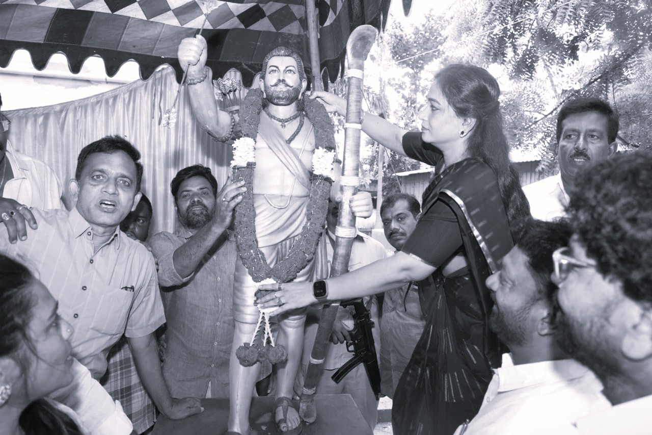 Alluri’s Legacy Will Continue To Inspire Generations: Home Minister Anitha