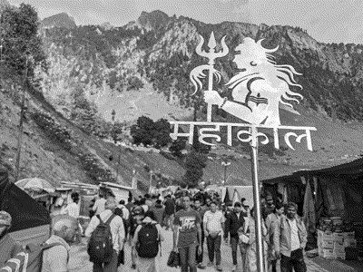 Amarnath Yatra Sees Strong Start as Pilgrim Count Crosses 56,000 in Three Days