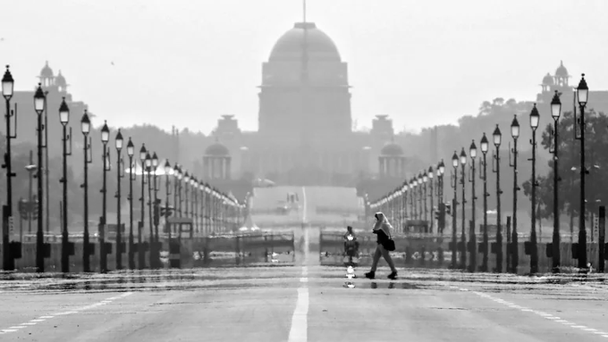 Delhi Swelters as Humidity Pushes 'Feels-Like' Temperature to 49.6°C
