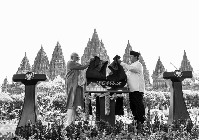 Modi, Prabowo Visit 1,000-Year-Old Prambanan Hindu Shrine, PM Heads to Australia for Next Leg of Tour