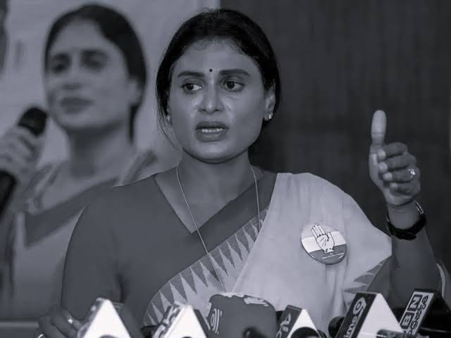 YS Sharmila Alleges G.O. 975 Favors Corporates Over Municipal Workers