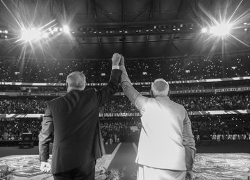 From Nuclear Pacts to Marvel Stadium: Modi's Whirlwind Day in Australia