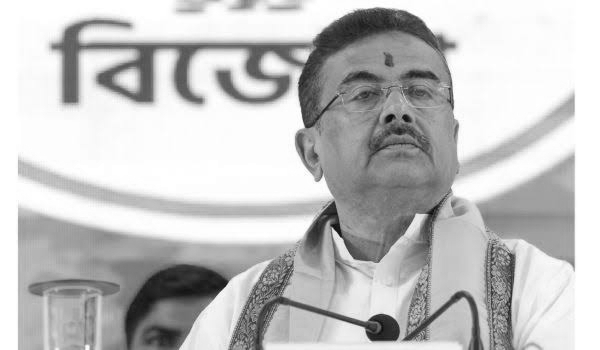 WB CM Hands Over Job Letter, Rs 25 Lakh Aid to Kin of Man Lynched After Girl’s Rape-Murder