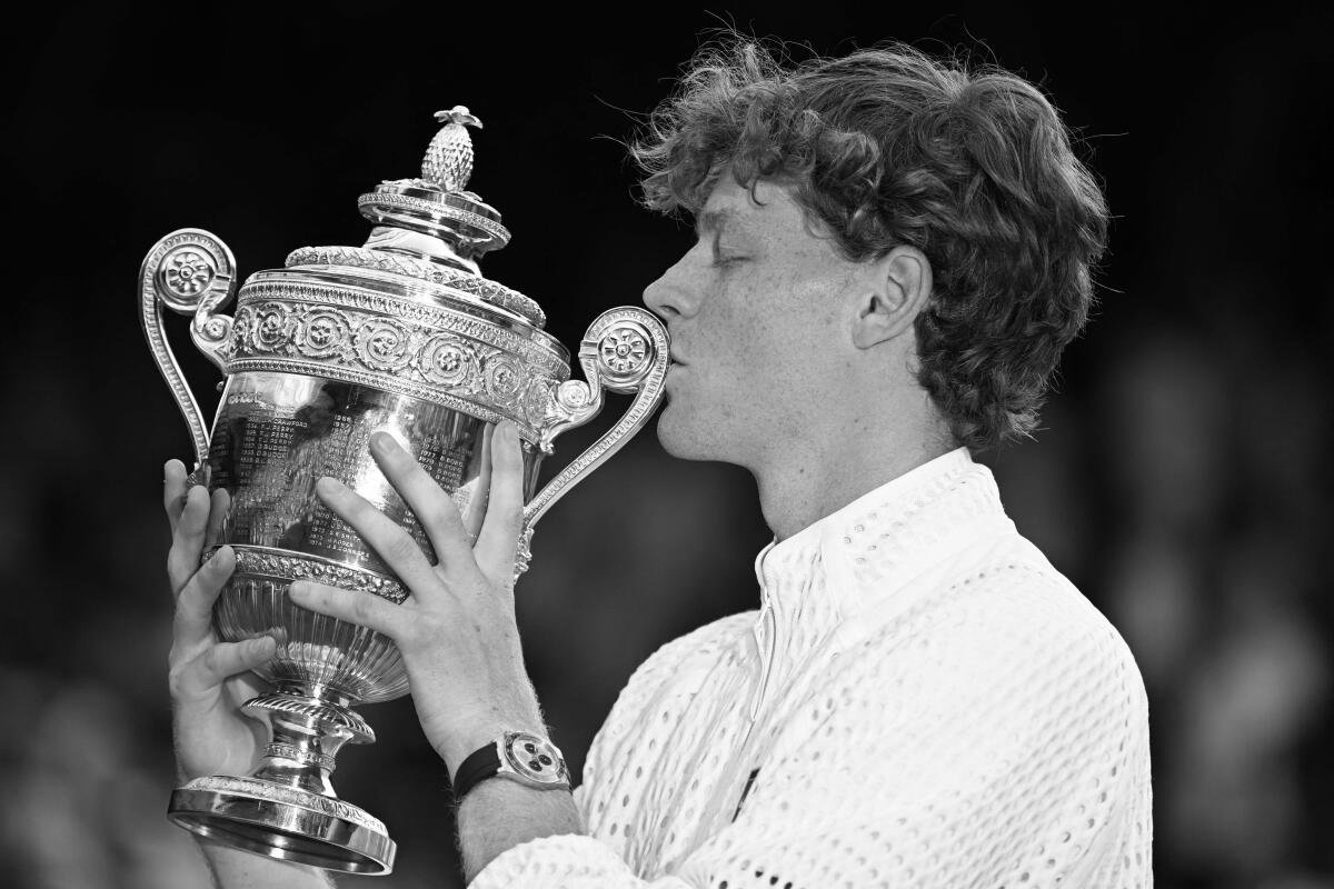 Jannik Sinner Reigns Again! World No. 1 Defeats Zverev to Retain Wimbledon Crown